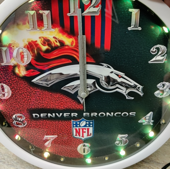 Broncos football led wall clock - Picture 4 of 8